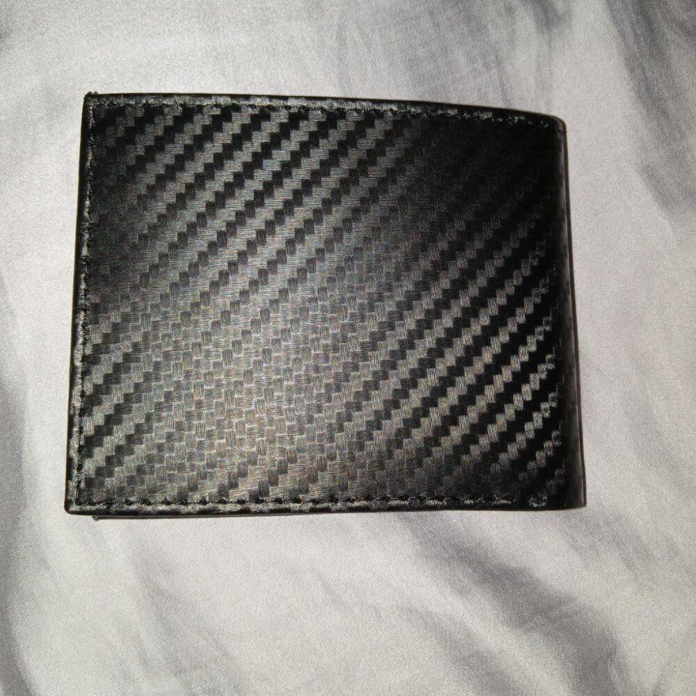 Calvin Klein Men's Wallet - Picture 5 of 5